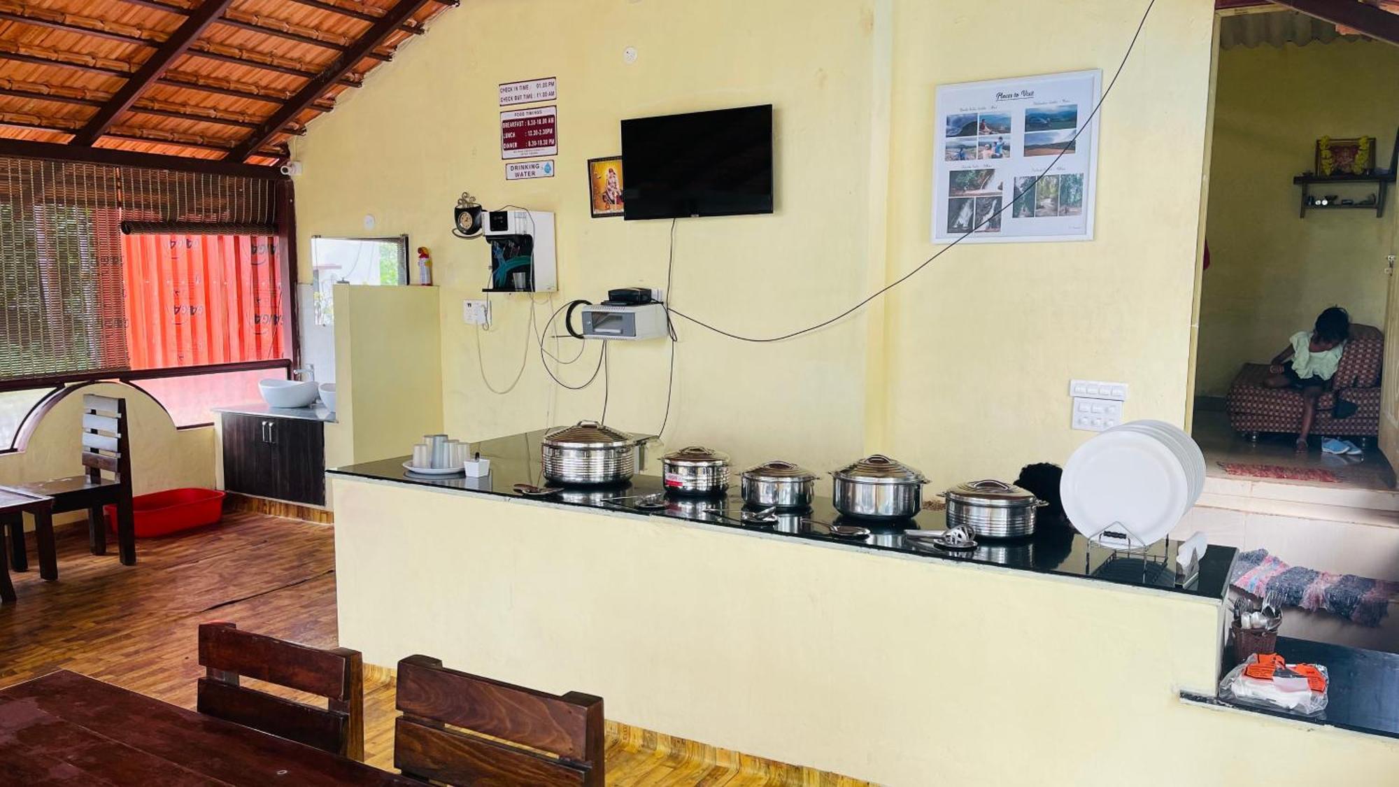 Silver Springs Homestay Chickmagalur Чикмагалур Екстер'єр фото